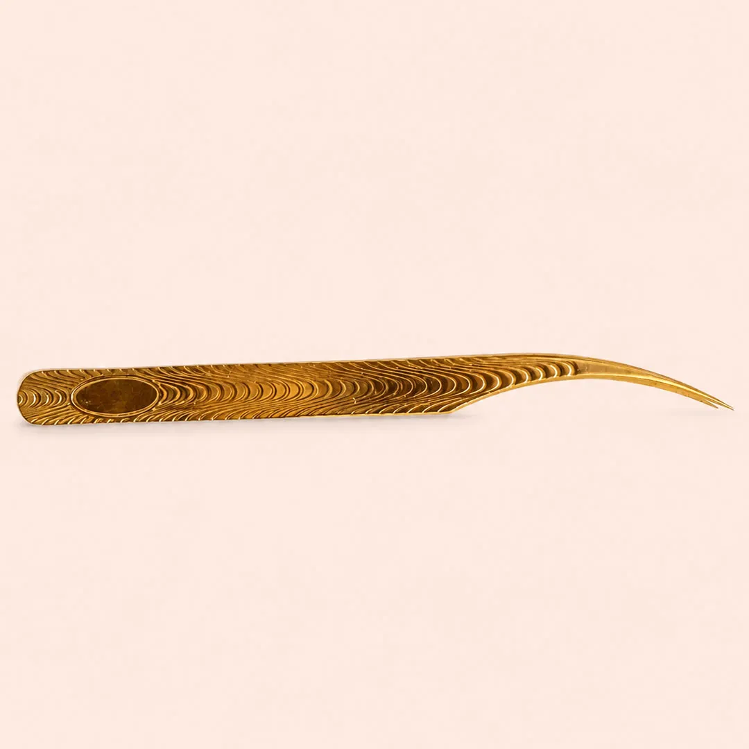 Golden Curved Tip Tweezer - Image 2